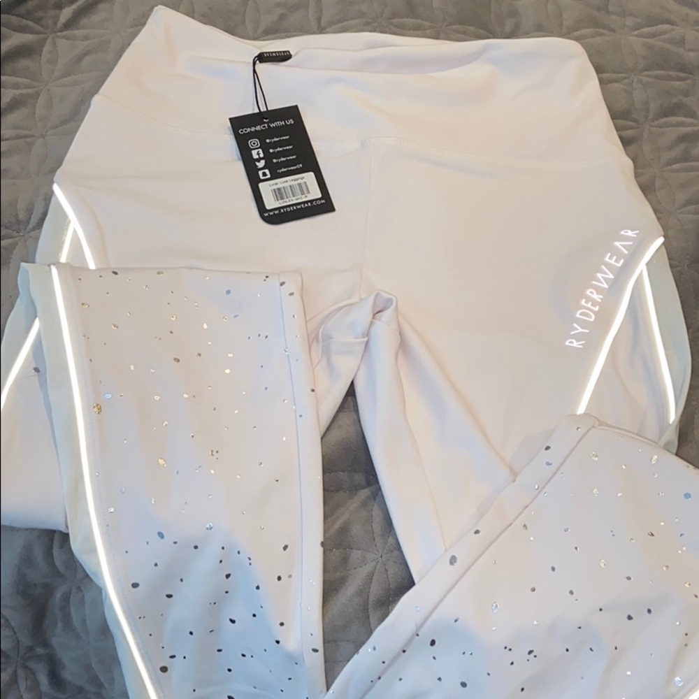 Gym leggings from Ryderwear